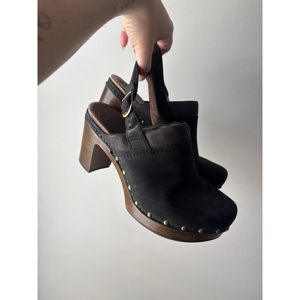 Dansko Delle Clogs Black Studded Leather Slingback Wood Heel Women 38